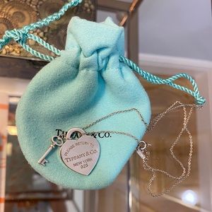 “Return to Tiffany” heart tag necklace w/ mini key